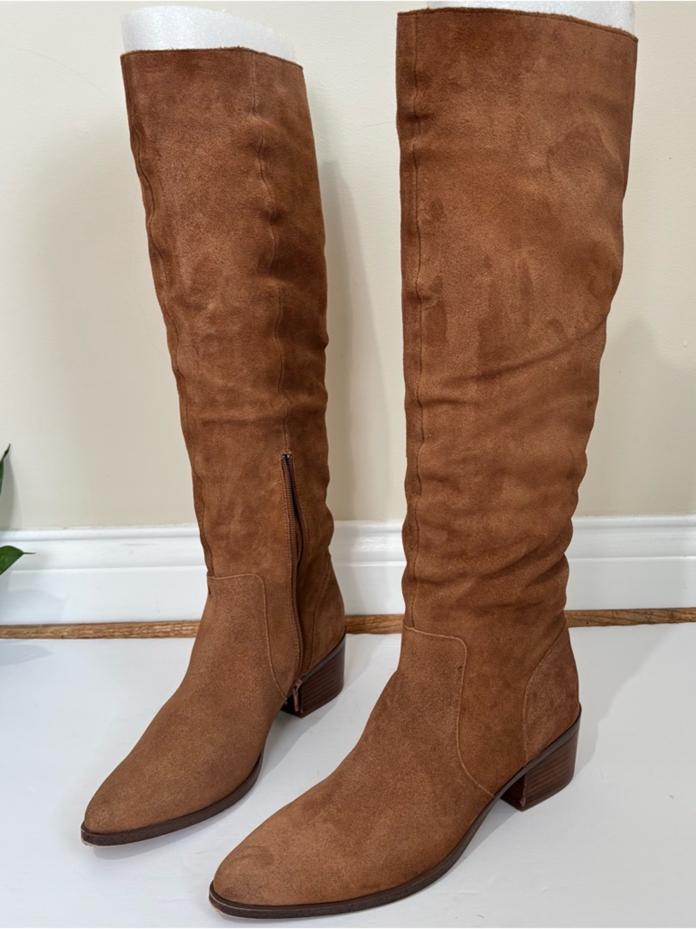 Steve Madden Holly tan suede leather knee high block heel pointed toe boots 10M - Picture 8 of 16